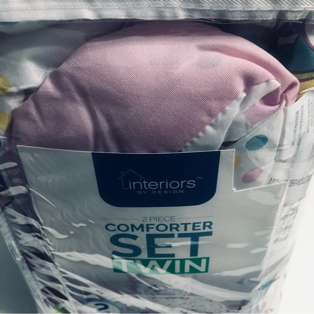 2piece Comforter set Unicorn flowers hearts printed white pink. Twin size